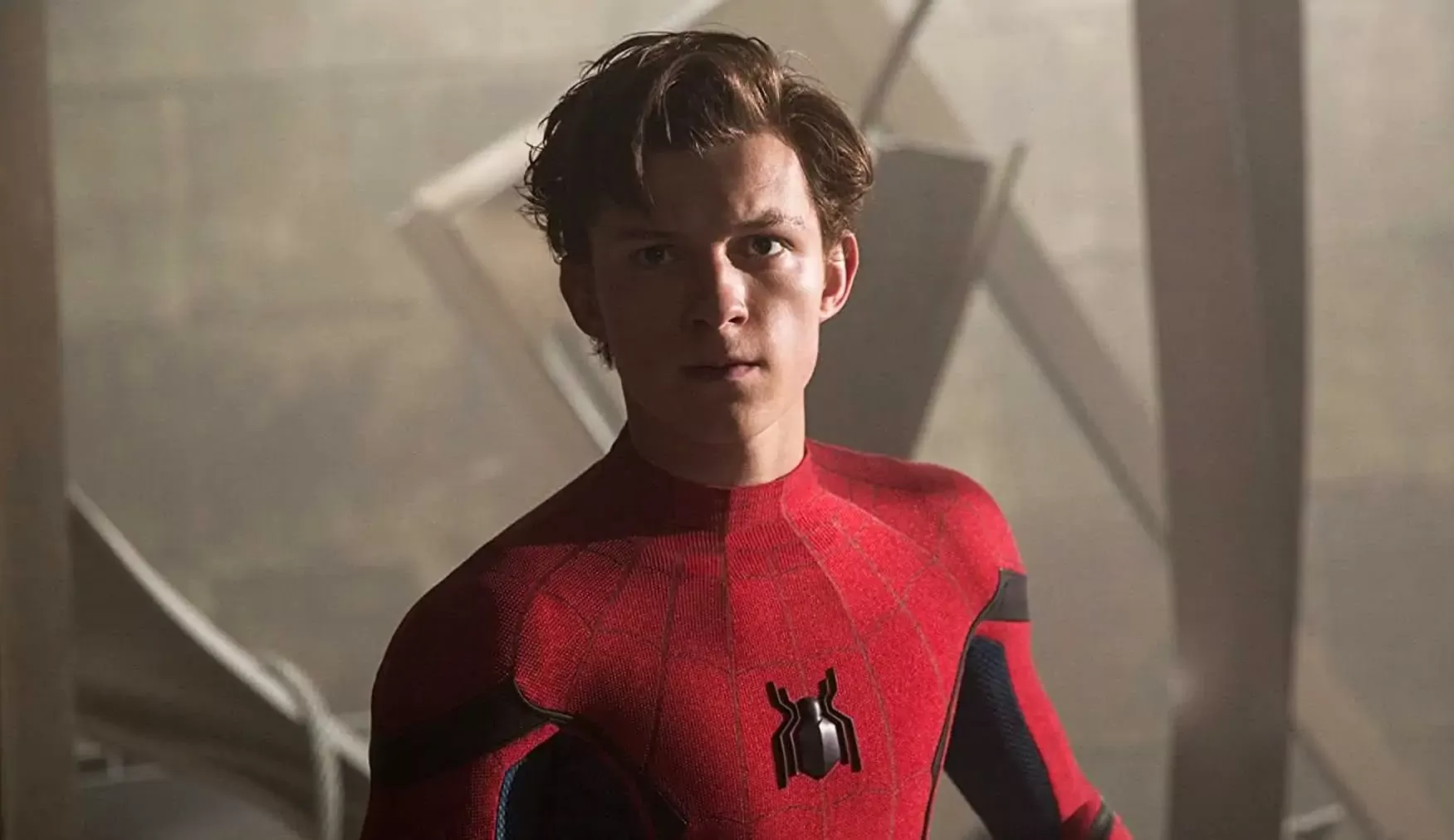 Tom Holland brinca com os fãs sobre trailer de Homem-Aranha: Sem Volta Para Casa
