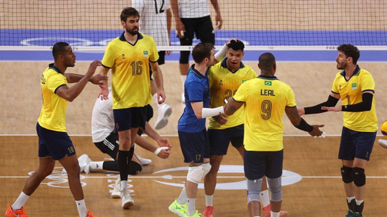 Olímpiadas: Brasil vence Egito no vôlei masculino por 3 sets a 0 e se classifica