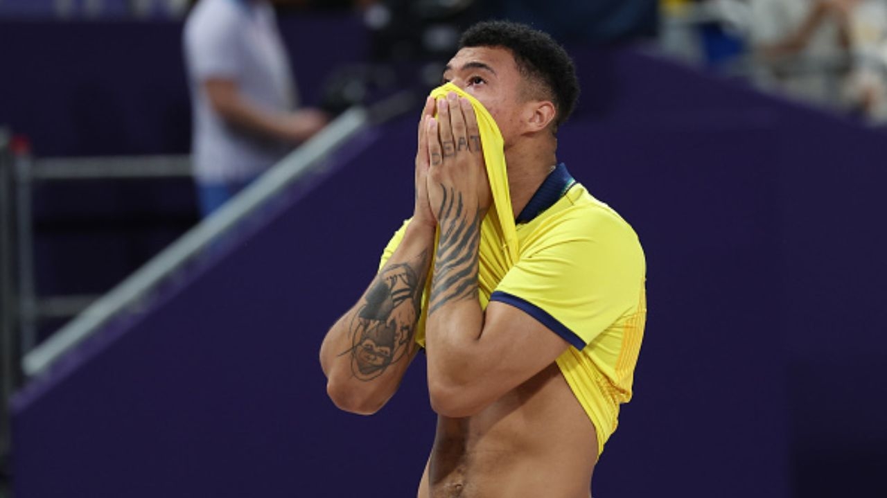Brasil é derrotado para os Estados Unidos e está eliminado no vôlei masculino