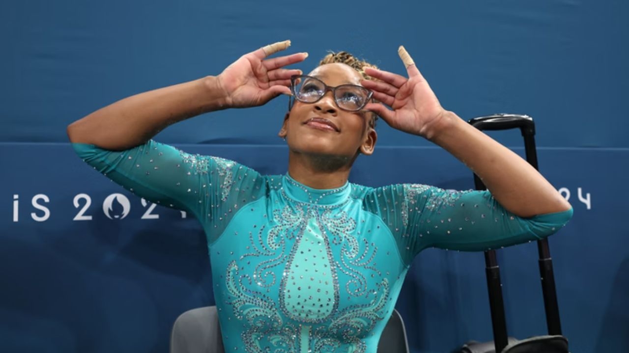 Astigmatismo e miopia: entenda sobre condições que dificultam visão de Rebeca Andrade