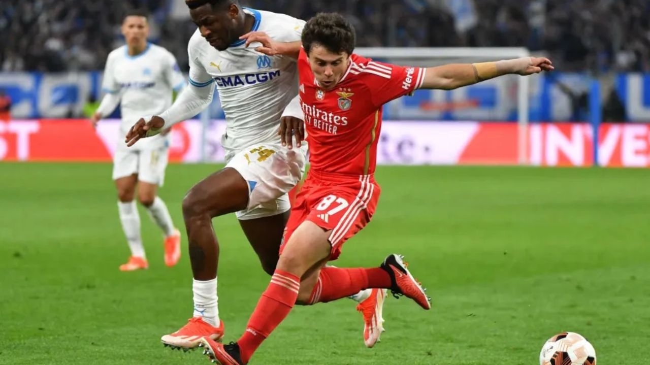 PSG anuncia contratação de João Neves da portuguesa por quase meio bilhão de reais