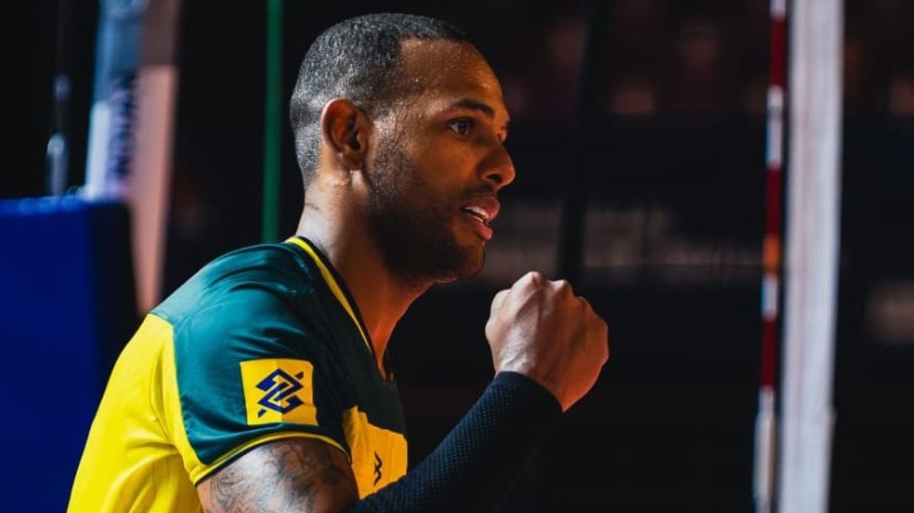 Após eliminação, Leal indica em publicação que deve deixar a Seleção de vôlei