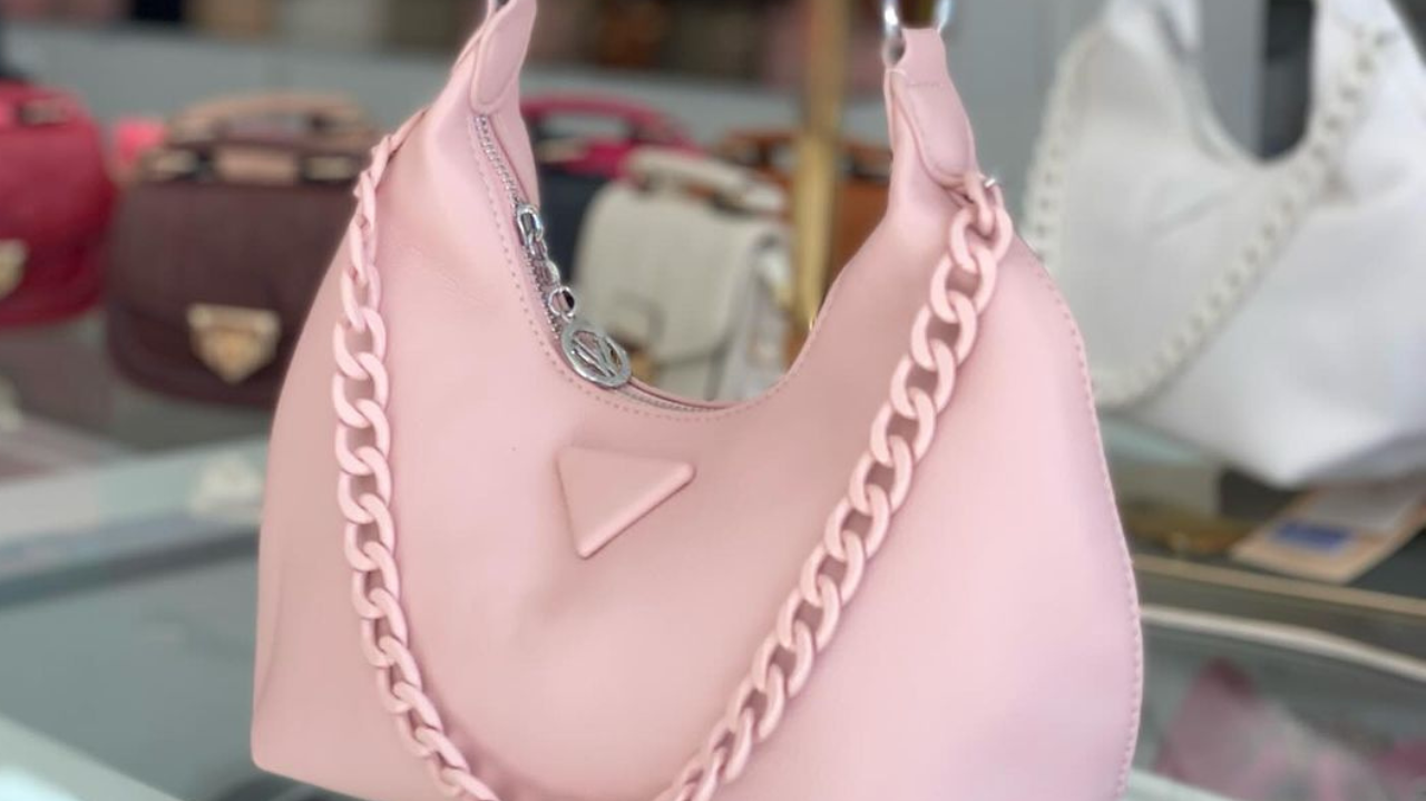 Bolsa meia lua se torna alvo de tendência em 2024