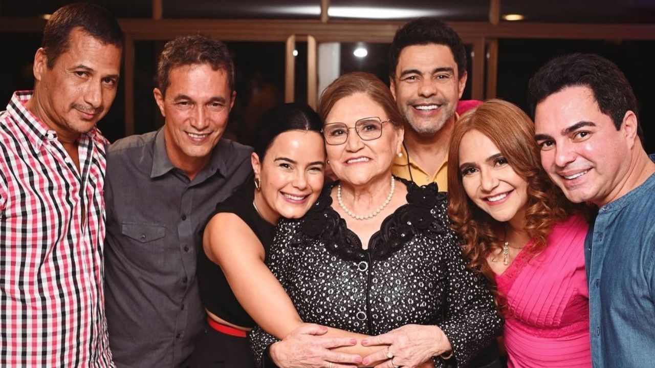 Família Camargo celebra aniversário de Helena em meio a brigas