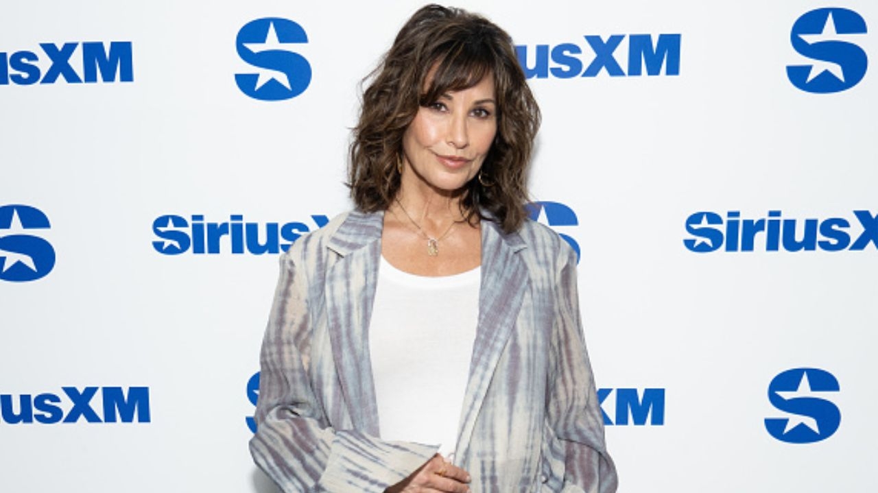 Atriz revela que quase quebrou o nariz de Tom Cruise em cena mais íntima