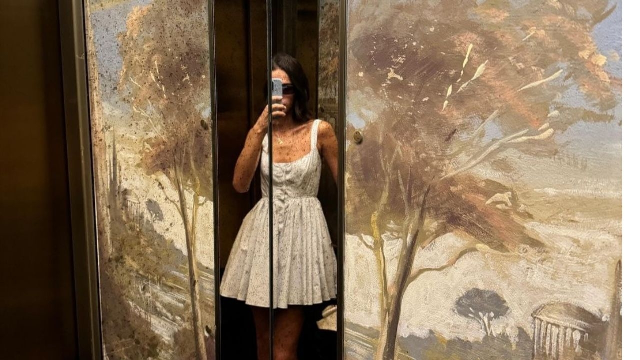 Bruna Marquezine encanta com seus looks românticos durante férias na Itália