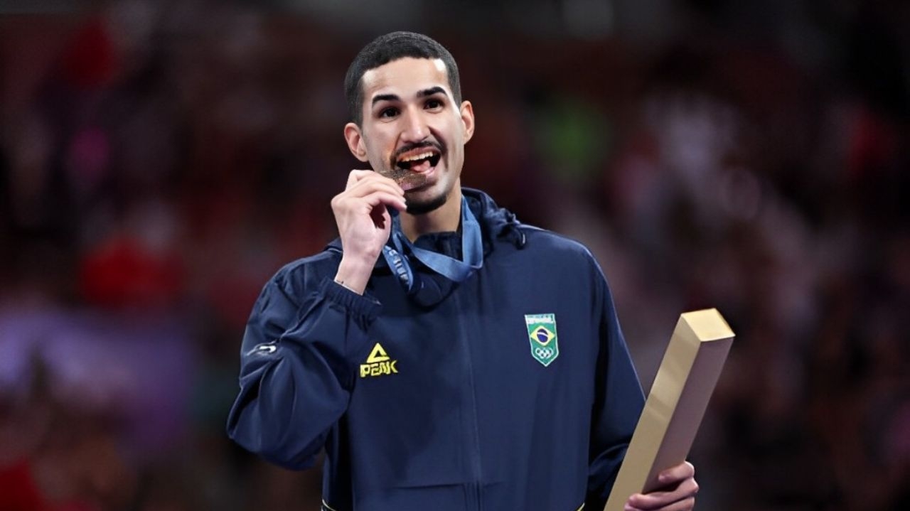 Netinho Marques conquista bronze no taekwondo nas Olimpíadas de Paris