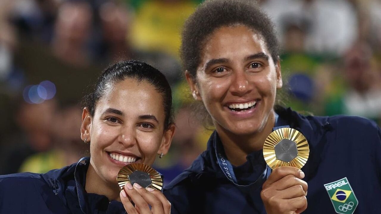 Ouro no volêi de praia feminino consolida Brasil como segunda maior potência em Olimpíadas