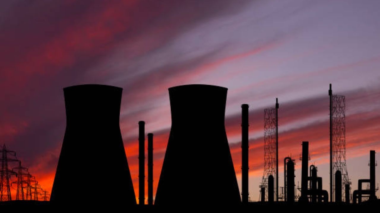 Incêndio atinge usina nuclear no sul da Ucrânia