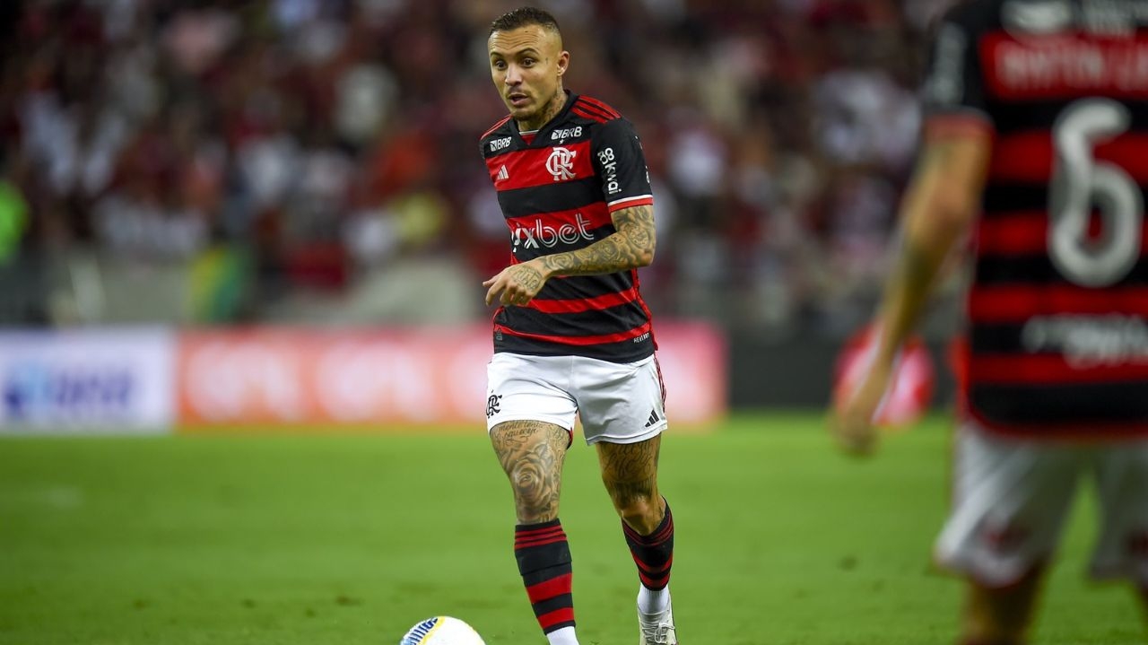 Everton Cebolinha e Matías Viña tem lesões confirmadas e passarão por cirurgias