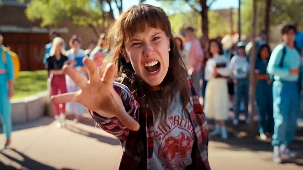 “Stranger Things”: Millie Bobby Brown posta fotos de set de filmagens em rede social