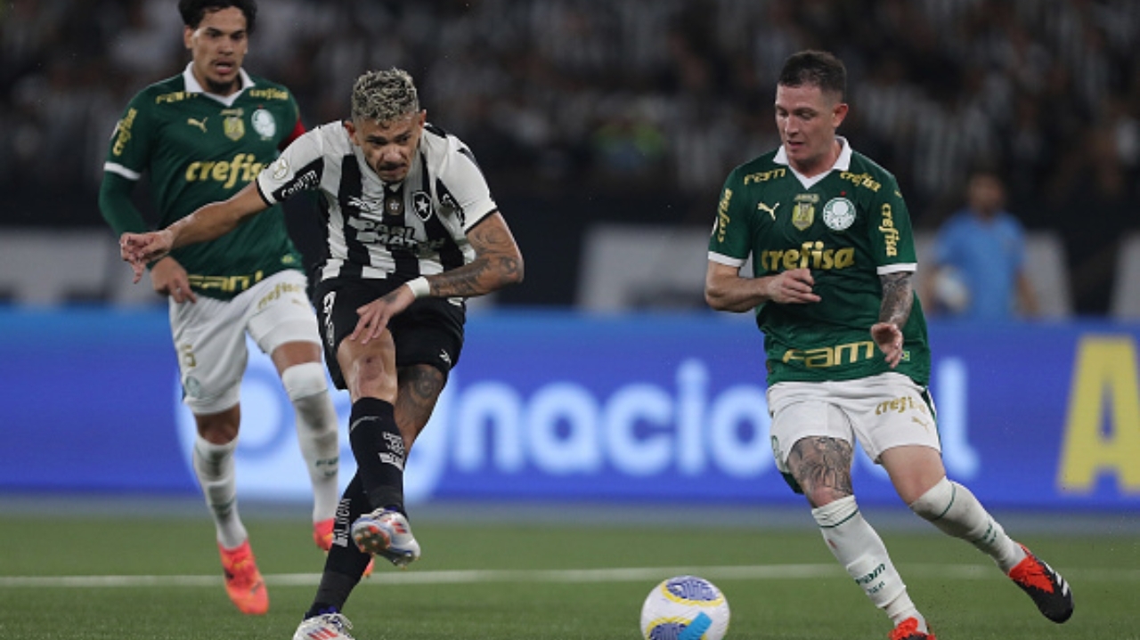 Botafogo e Palmeiras jogam a primeira partida das oitavas da Libertadores