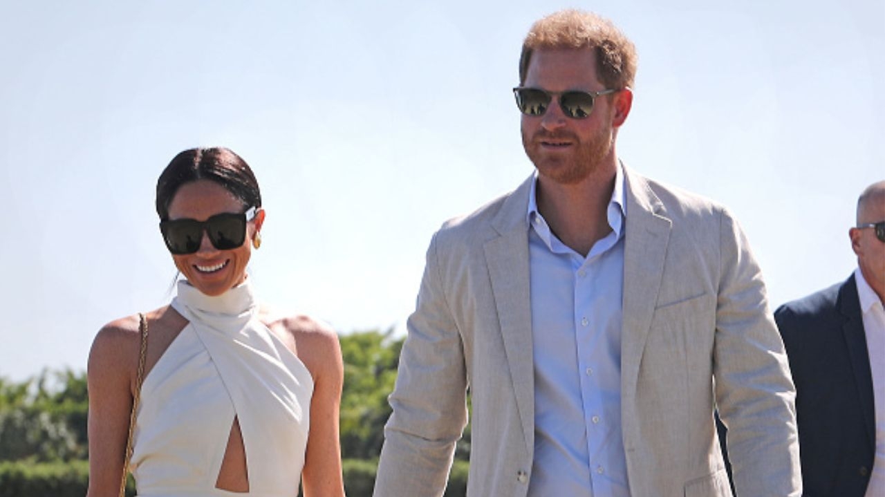 Príncipe Harry e Meghan estão sob risco de perder títulos após cúpula da Família Real