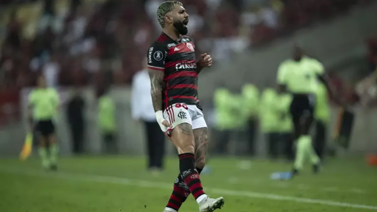 Lesões musculares de jogadores se tornam dor de cabeça em meio a competições importantes