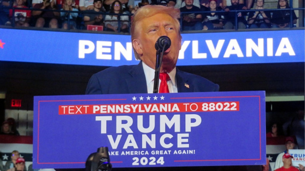 Comitê de Trump diz que vai atrapalhar Convenção Democrata