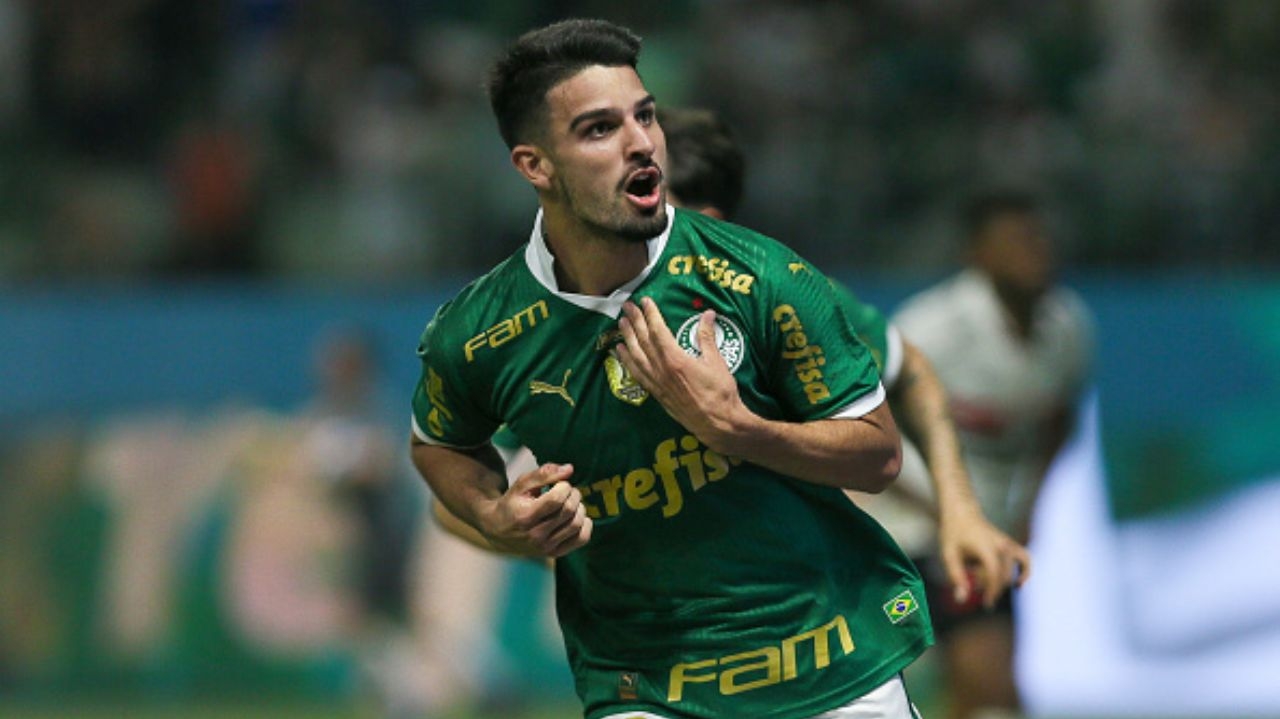 Choque-Rei termina em confusão após vitória do Palmeiras sobre o São Paulo