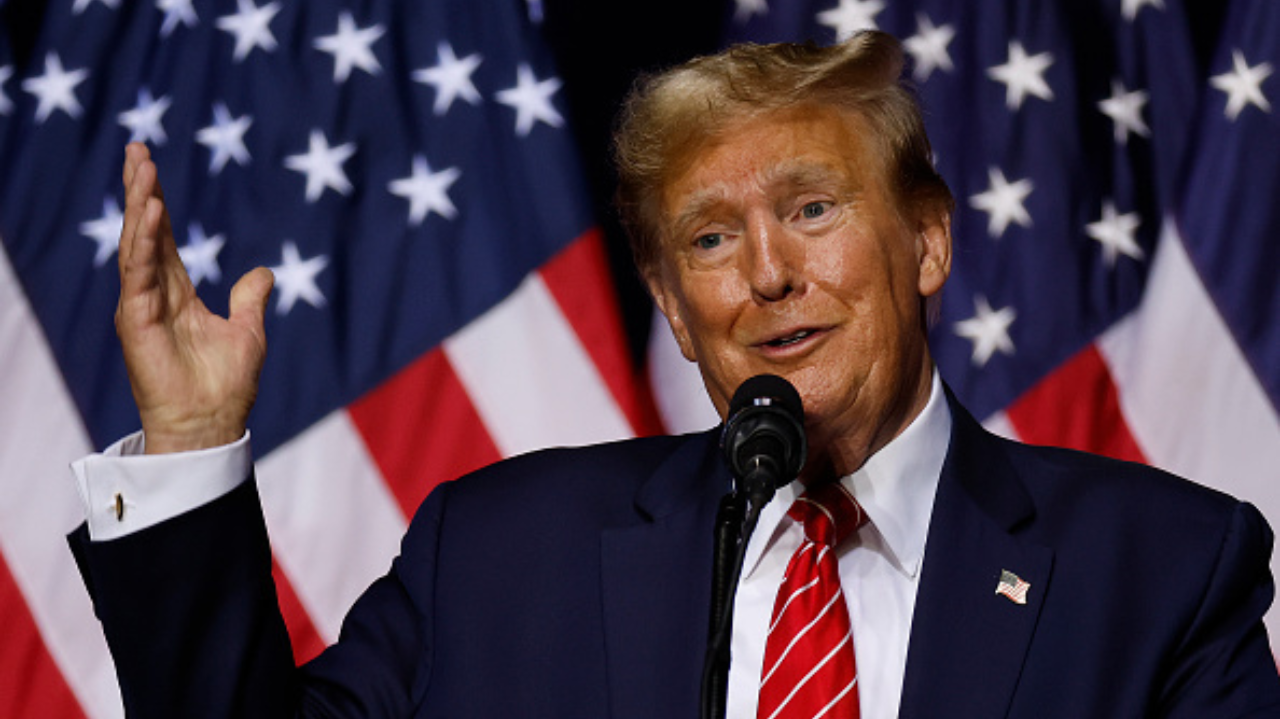 Trump mantém diretriz a favor da proibição federal ao aborto