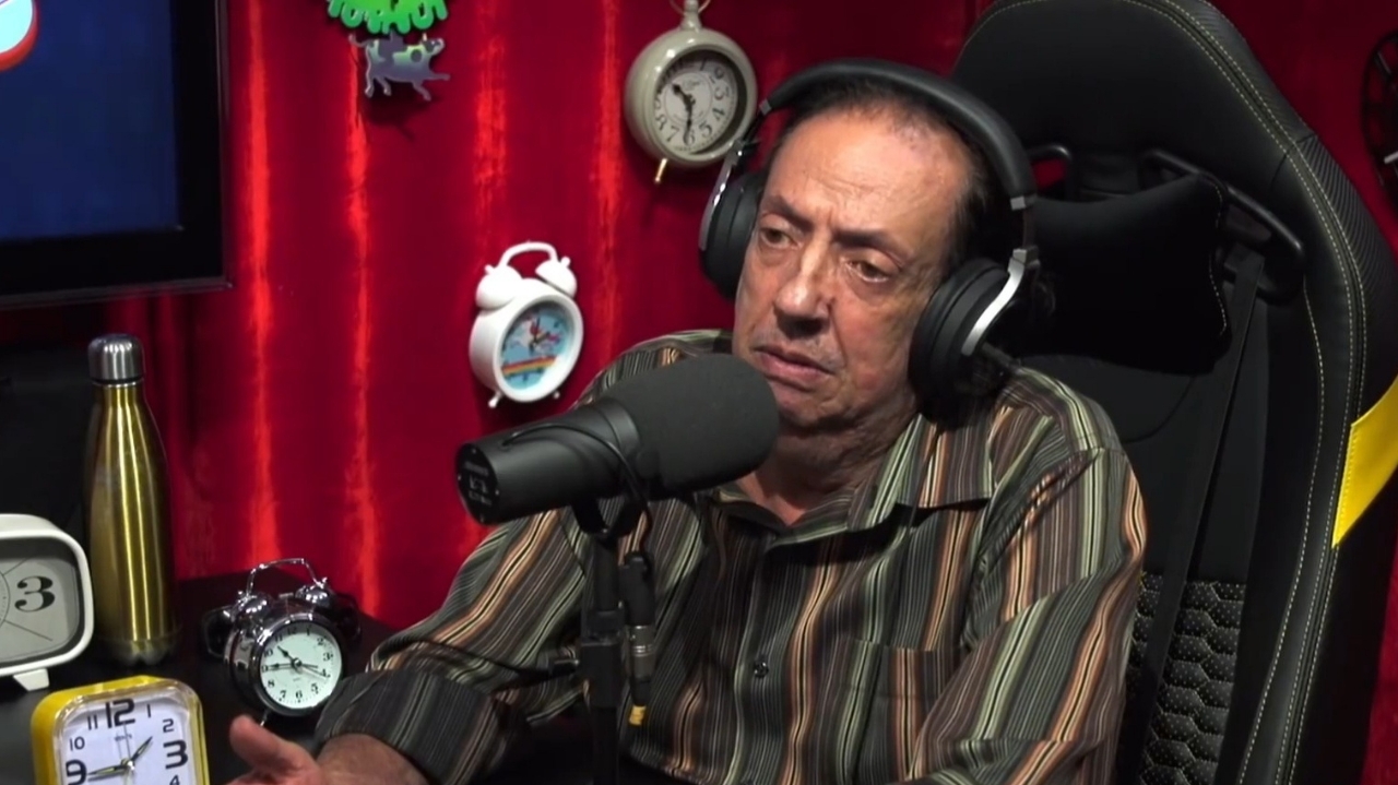 Marcos Oliveira, o “Beiçola”, recebe ordem de despejo por atraso em aluguel