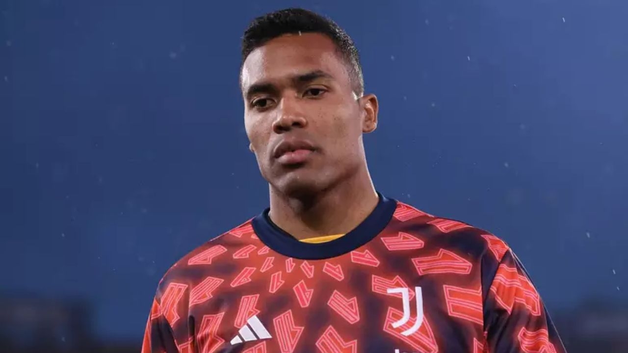Flamengo oferece contrato para Alex Sandro, ex-Juventus
