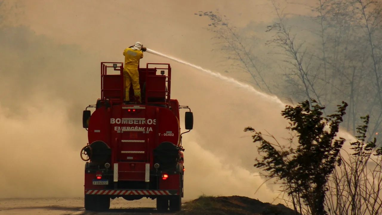 Incêndios no interior de São Paulo já atingiram 48 cidades