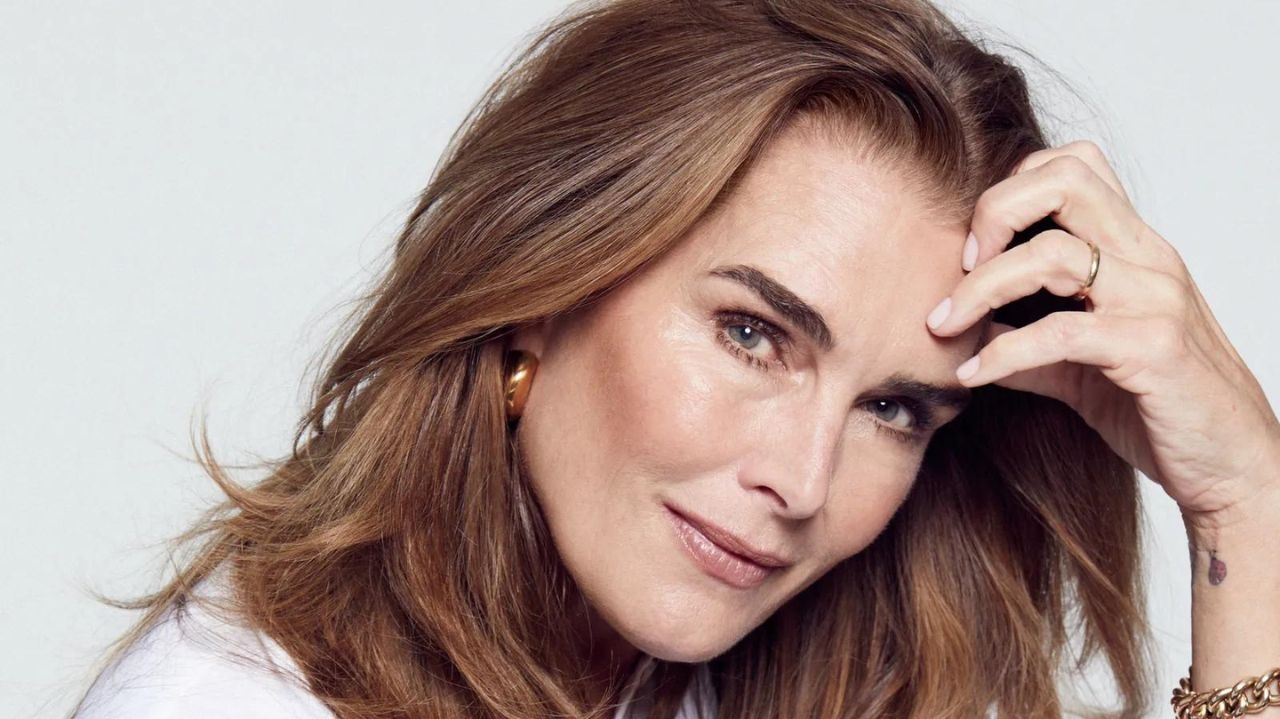 Brooke Shields se torna CEO de sua própria empresa de produtos capilares