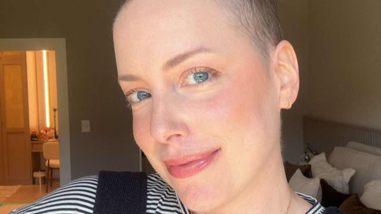 Fabiana Justus encontra sua irmã após diagnóstico de câncer