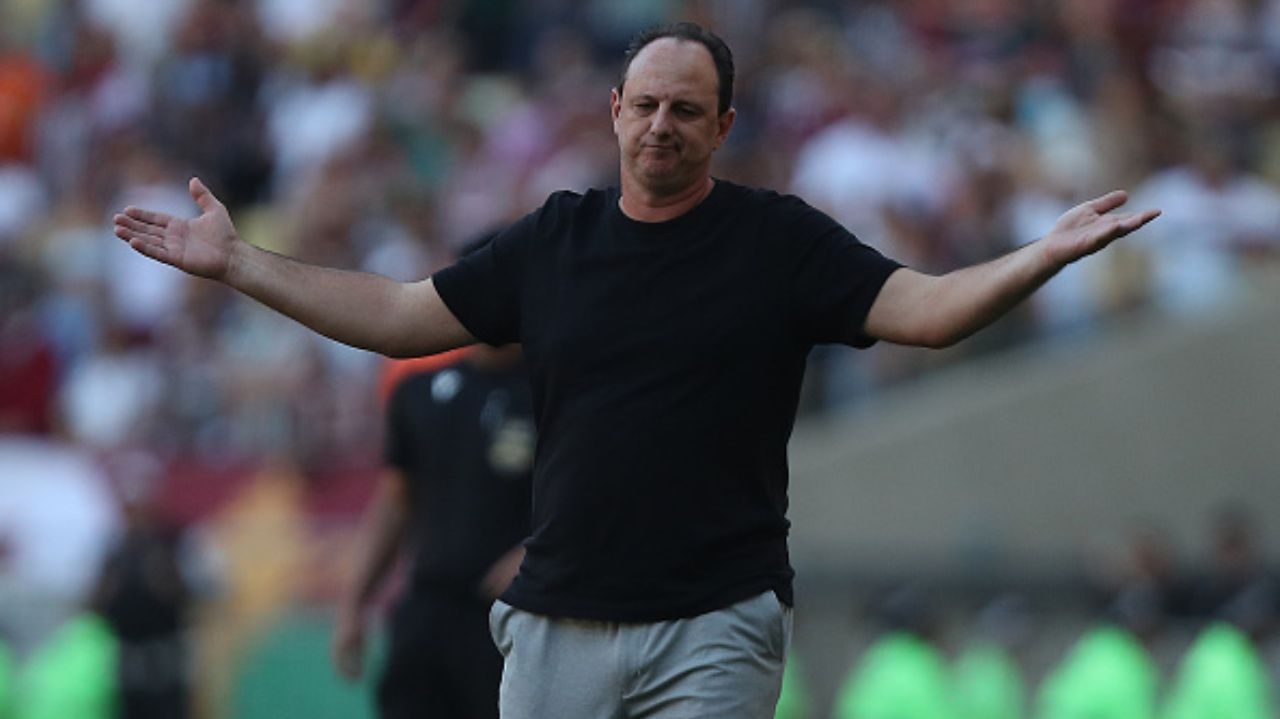 Rogério Ceni chega 13 derrotas em 13 jogos contra o Flamengo