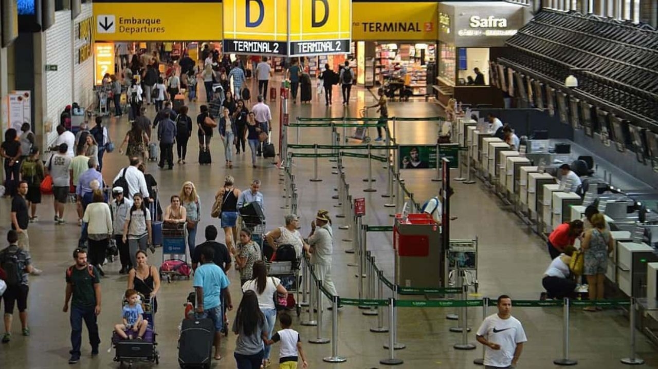Voos são suspensos no Aeroporto Internacional de São Paulo