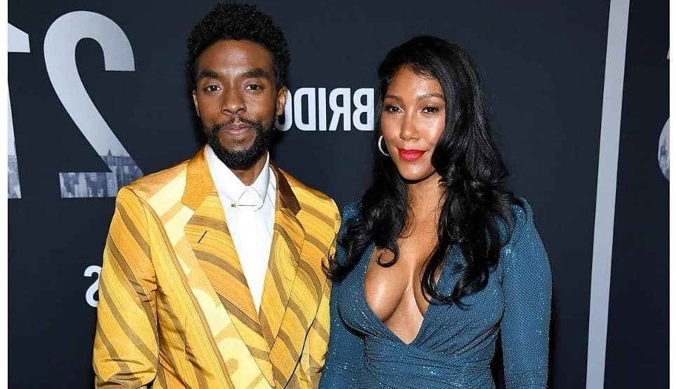 Viúva de Chadwick Boseman aciona justiça pedindo US$71 mil em despesas funerárias