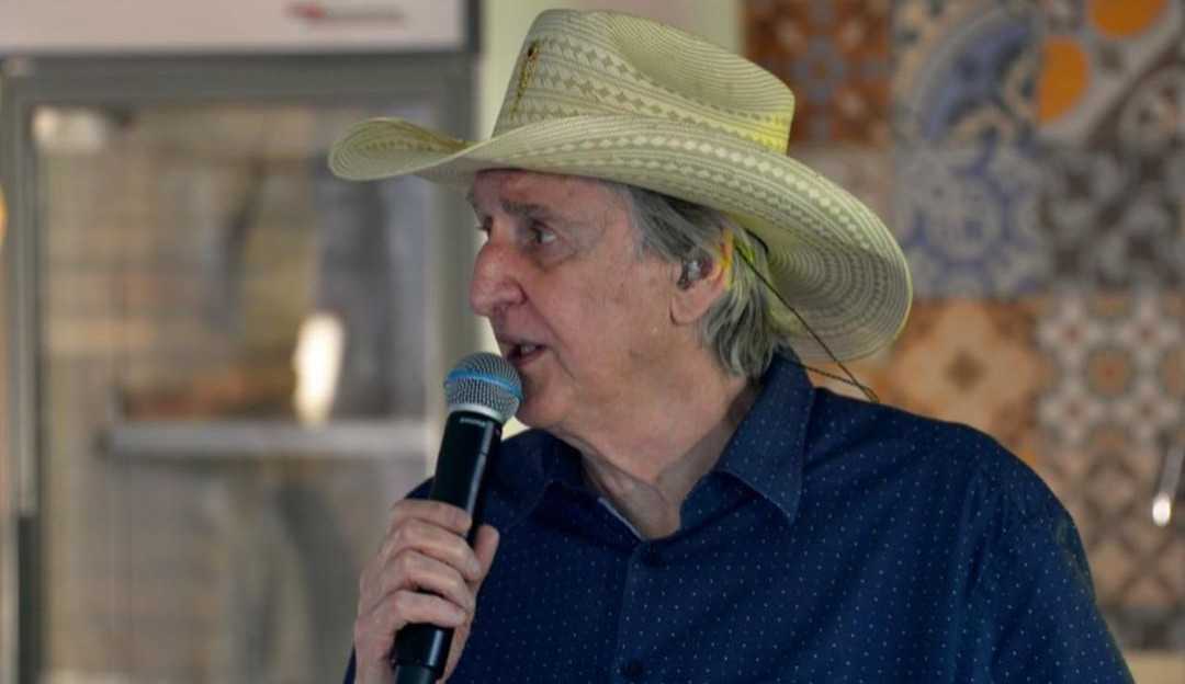 Depois de áudios vazados, Sérgio Reis vê seu projeto musical acabar