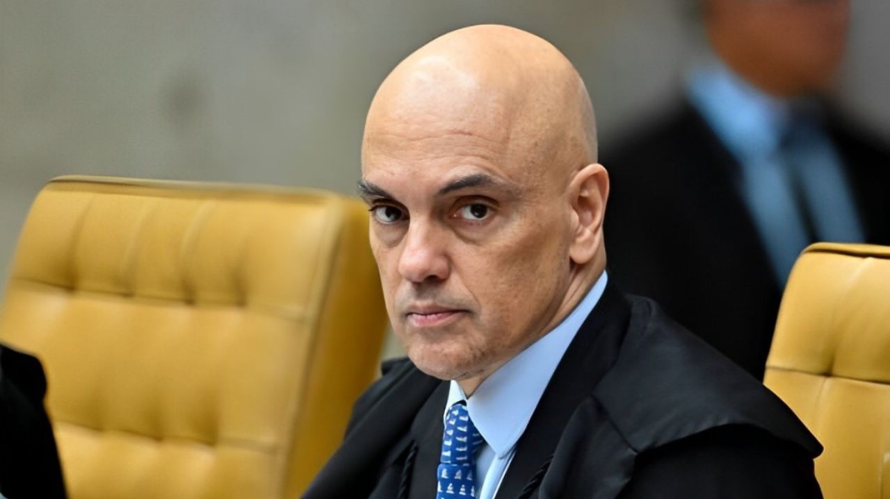 OAB questiona multa imposta por Moraes a usuários que tentarem acessar rede social X