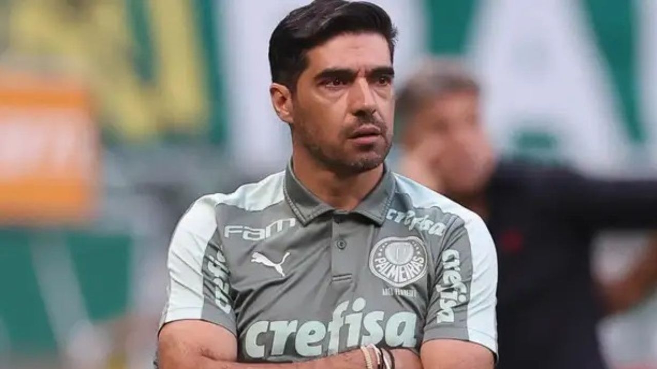 Abel Ferreira pede desculpas pela falta de educação com jornalista