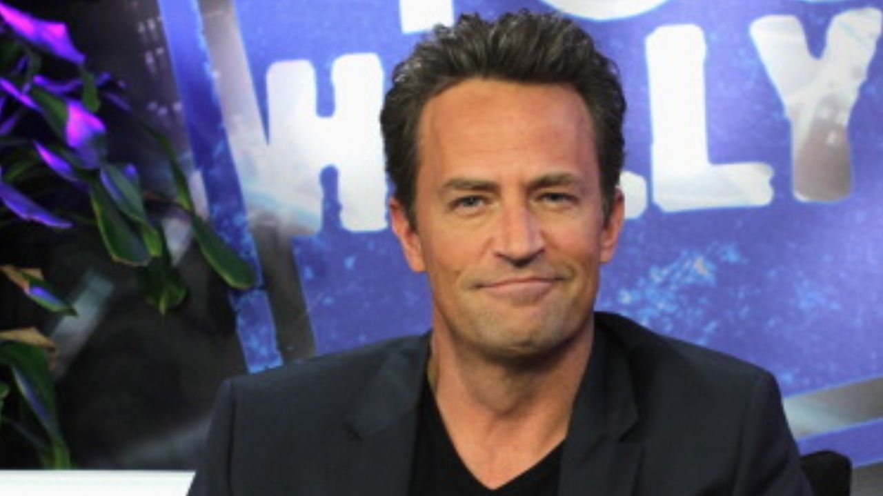 Dois acusados pela morte de Matthew Perry, o ator da série Friends, têm seus julgamentos marcados