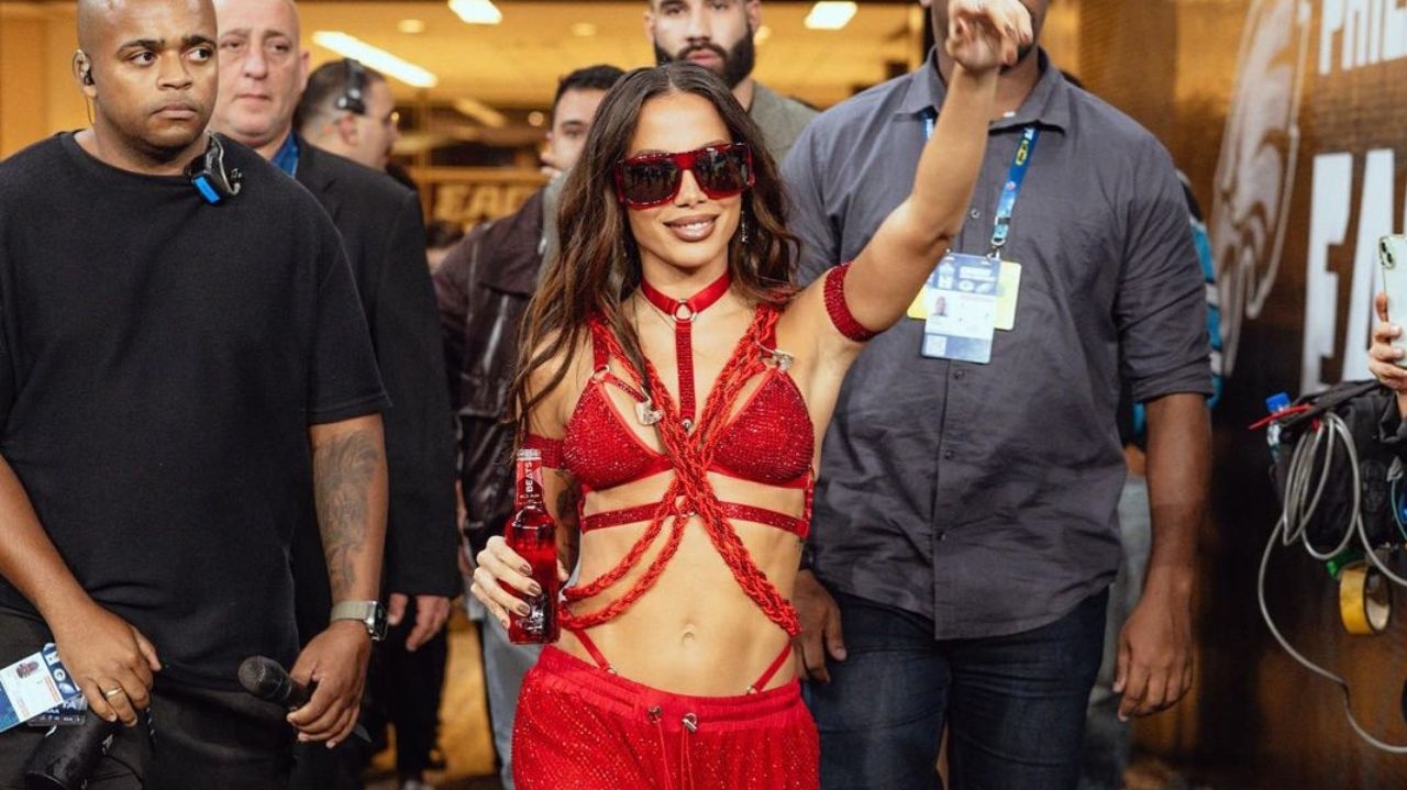 Anitta faz festa cheia de famosos na afterparty após jogo da NFL em São Paulo