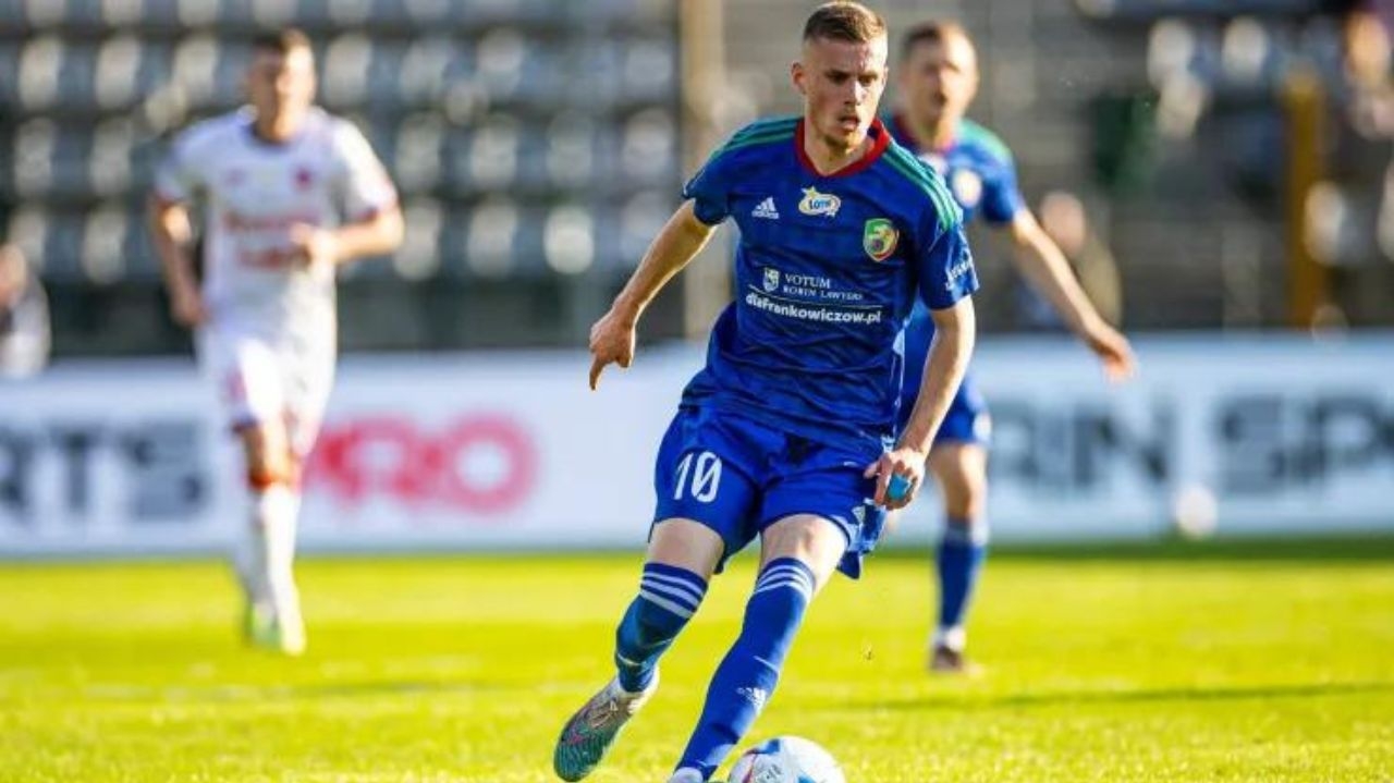 Vasco contrata suiço Maxime Dominguez