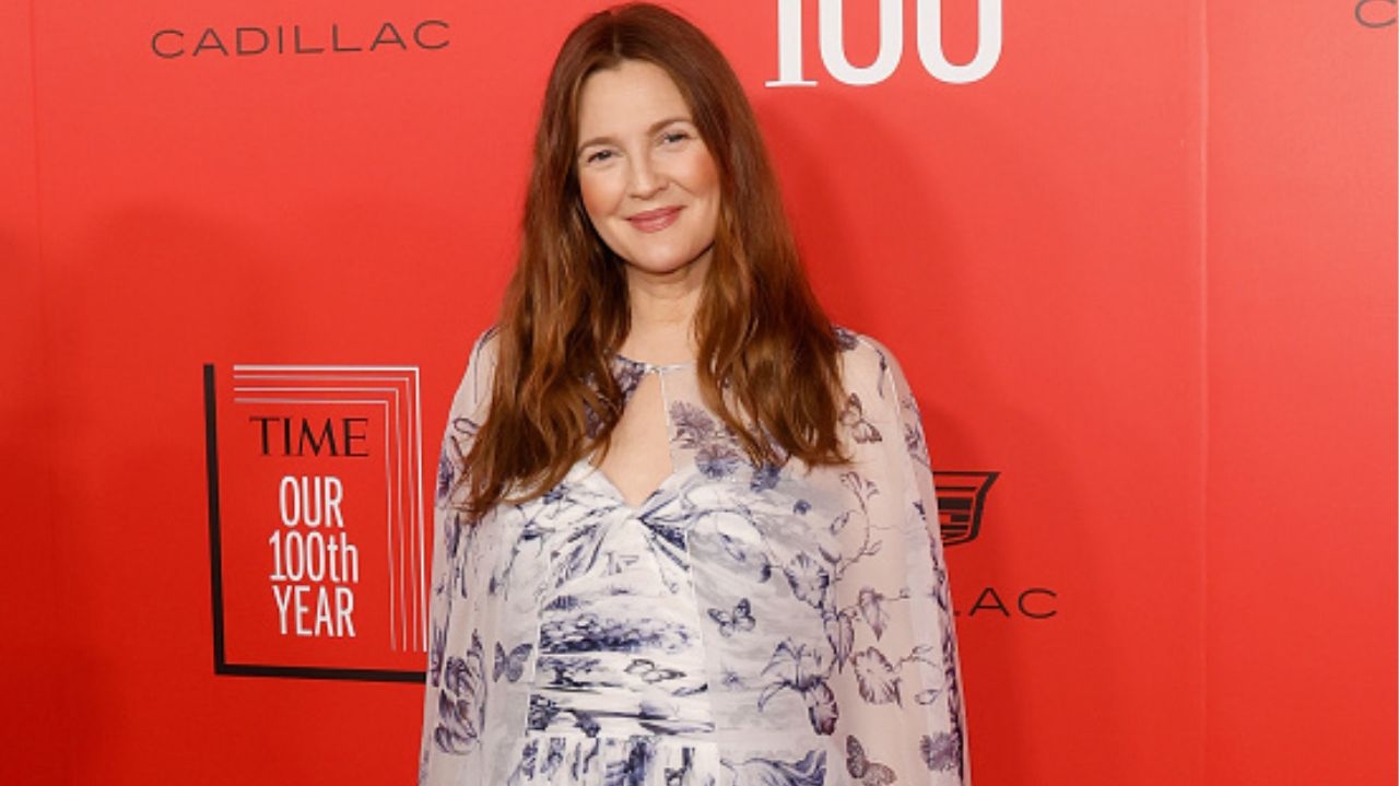 Drew Barrymore revela mais detalhes sobre a sua luta contra o alcoolismo