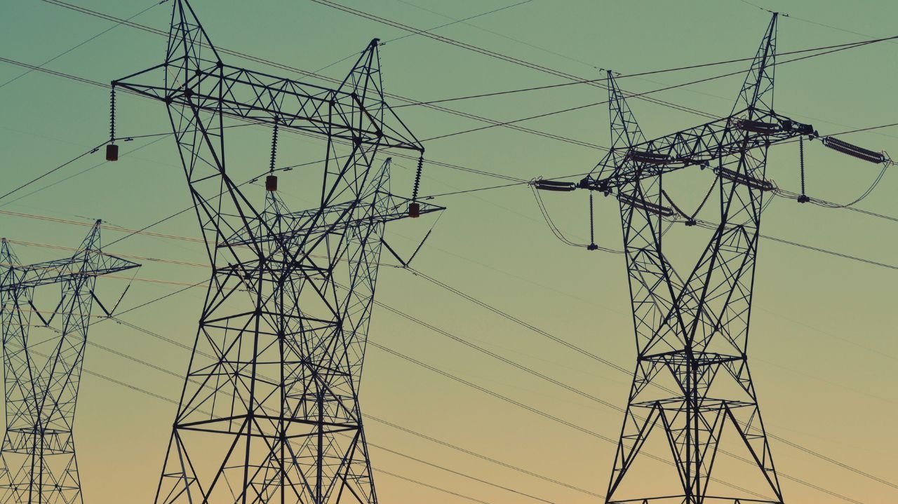 Saldo de R$ 9 bilhões do governo pode ser utilizado visando não aumentar conta de luz