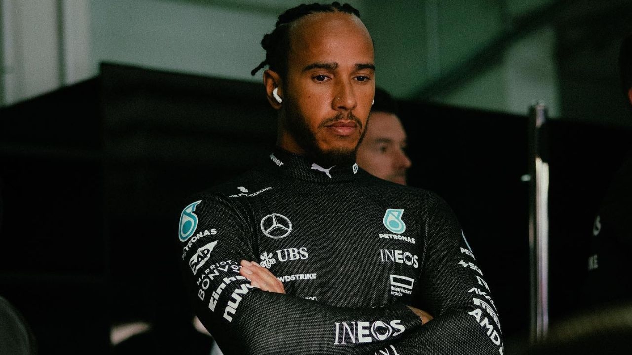 Lewis Hamilton lamenta ida de Adrian Newey para Aston Martin em 2025