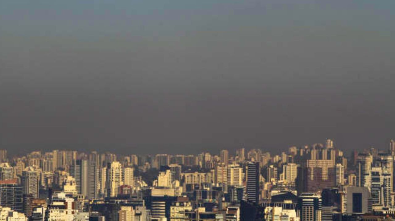 Queimadas aumentam concentração de gás tóxico na atmosfera do Brasil