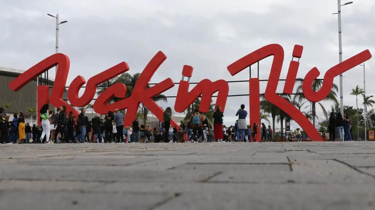 Rock in Rio 2024: segundo dia é marcado por nostalgia, romance de famosos e votos renovados