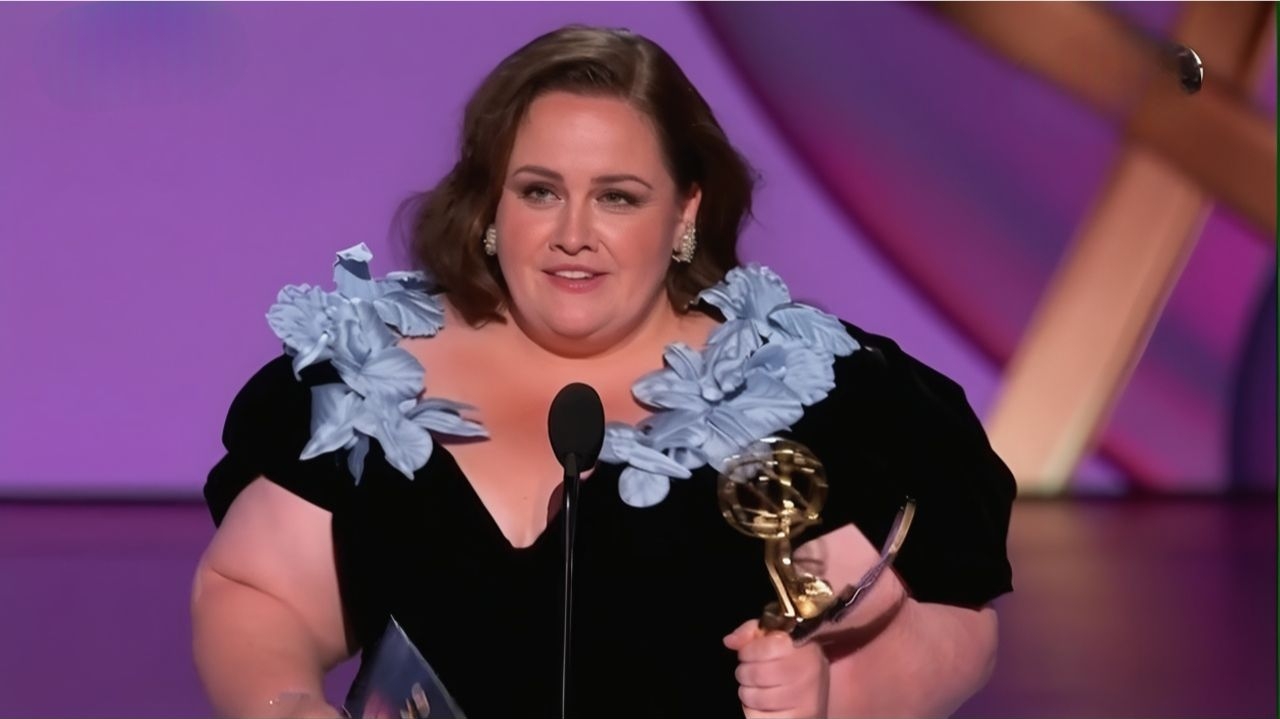 Emmy 2024: Jessica Gunning vence a categoria Melhor Atriz Coadjuvante em uma minissérie, antologia ou Filme para TV