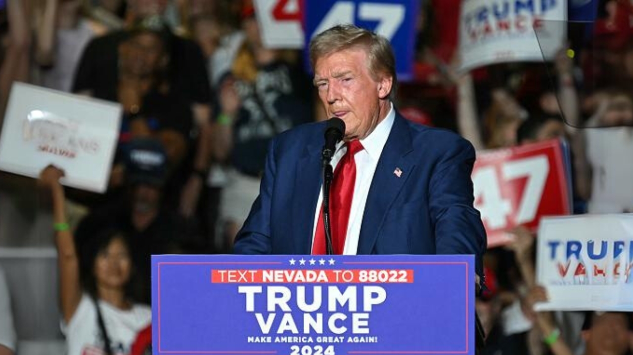 Após suposto atentado, Trump diz que está mais forte e determinado