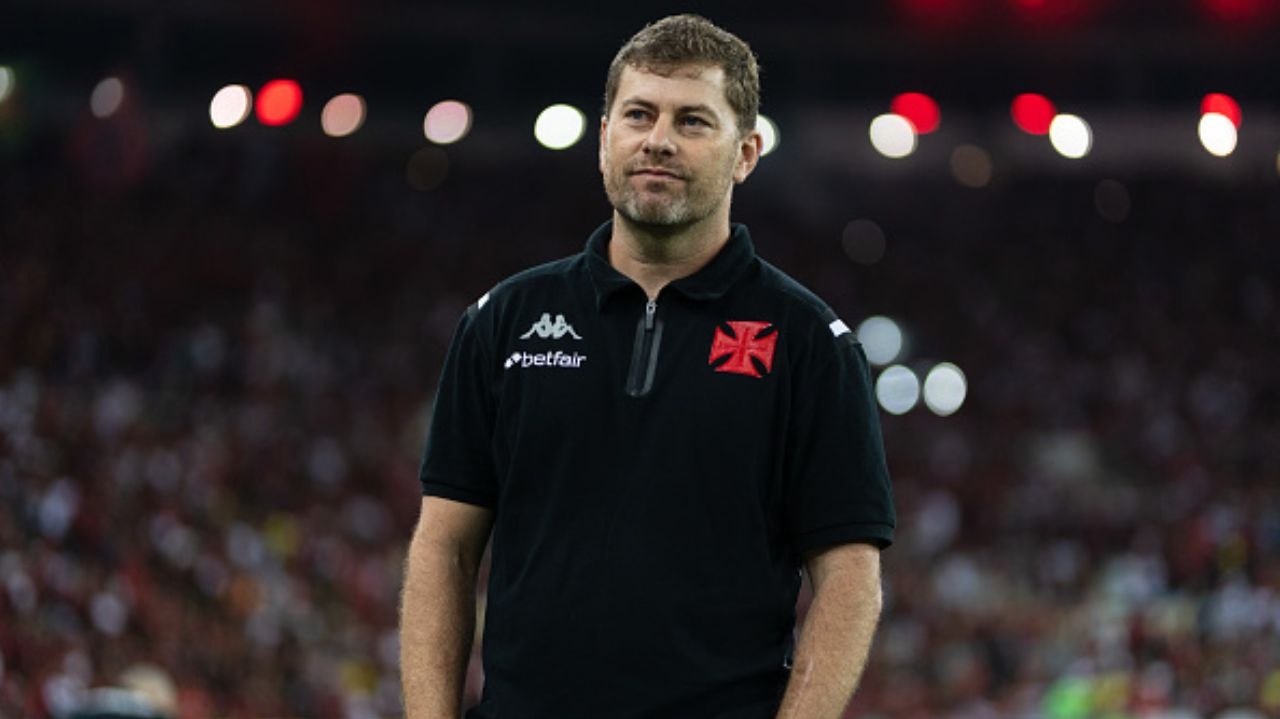 Rafael Paiva elogia Coutinho e destaca força do Vasco em empate com Flamengo