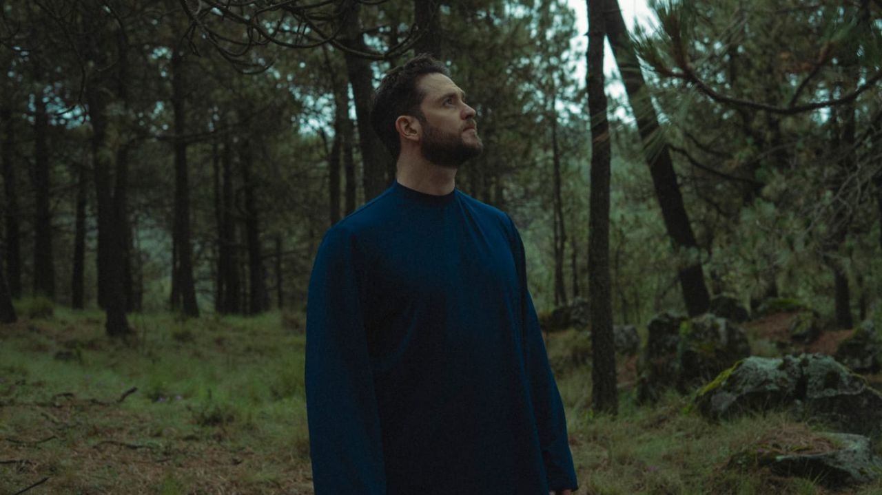 Christopher Uckermann apresenta primeiro single de nova era musical