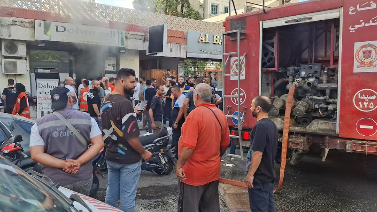 Explosão de pagers deixam mortos e feridos no Líbano