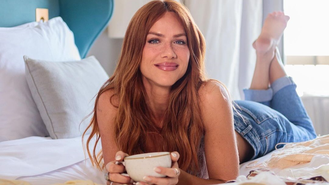 Gio Ewbank segue em clima de comemoração pelo aniversário de 38 anos