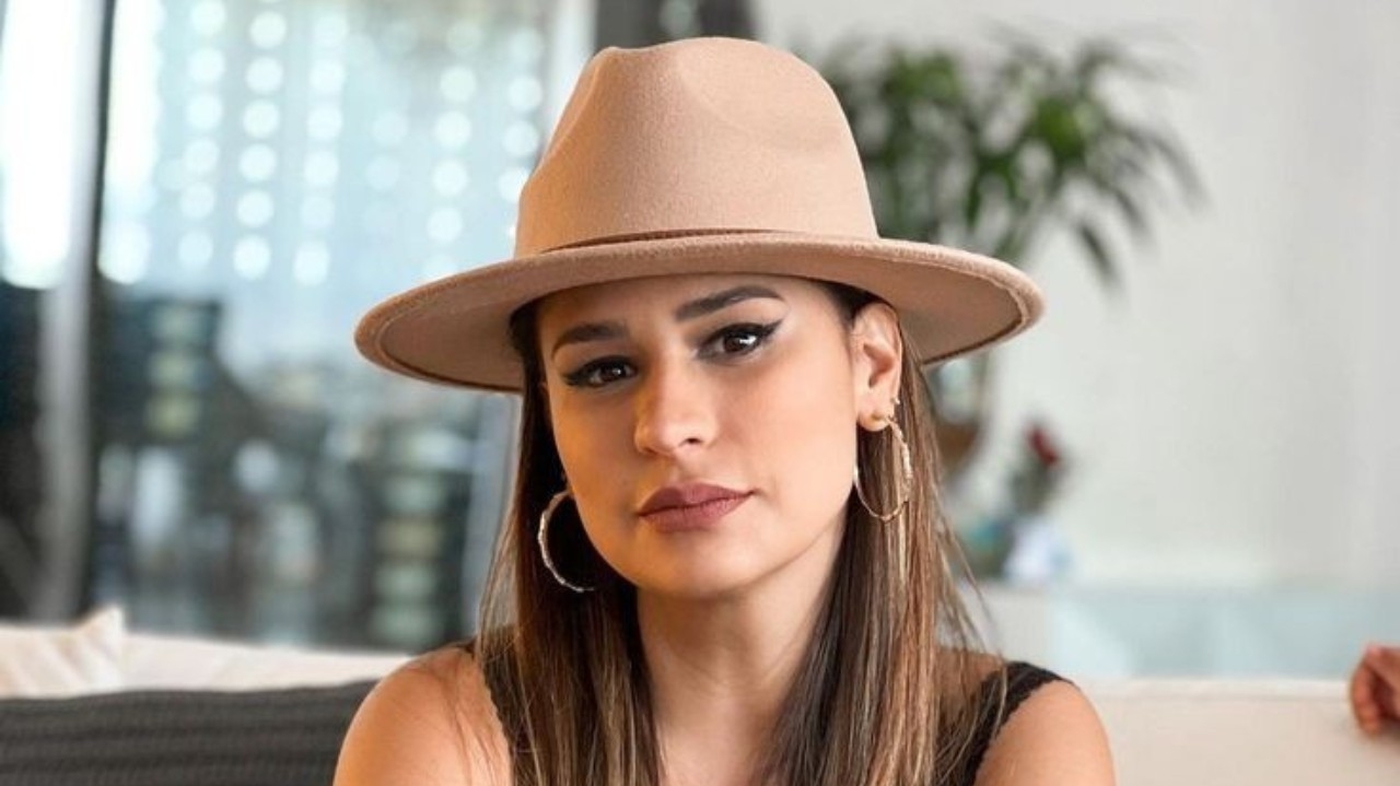 Simone Mendes confessa entusiasmo para apresentação no Rock In Rio