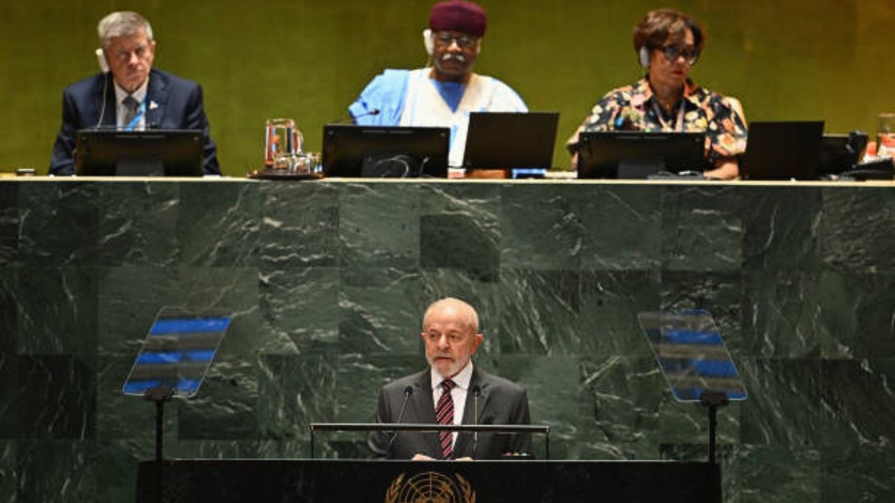 Lula comenta sobre a fome no mundo, mudanças climáticas e atitudes de líderes mundiais no evento da ONU