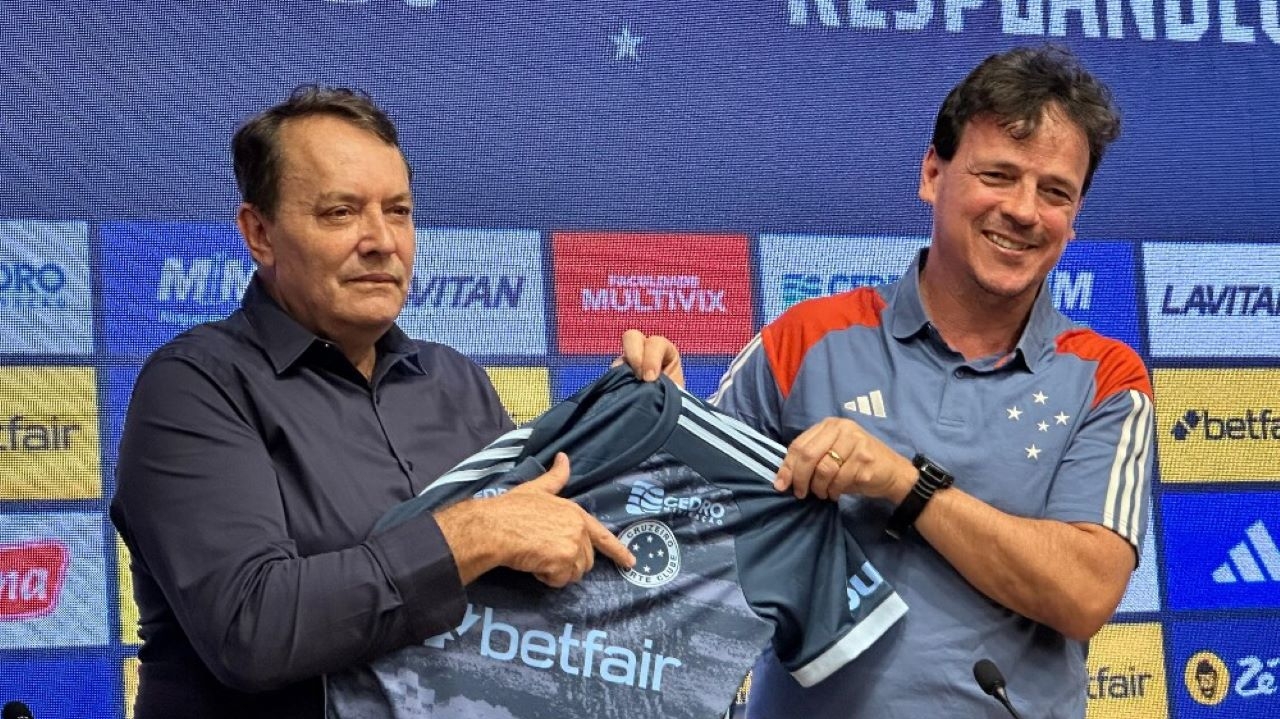 Diniz é anunciado novo treinador do Cruzeiro