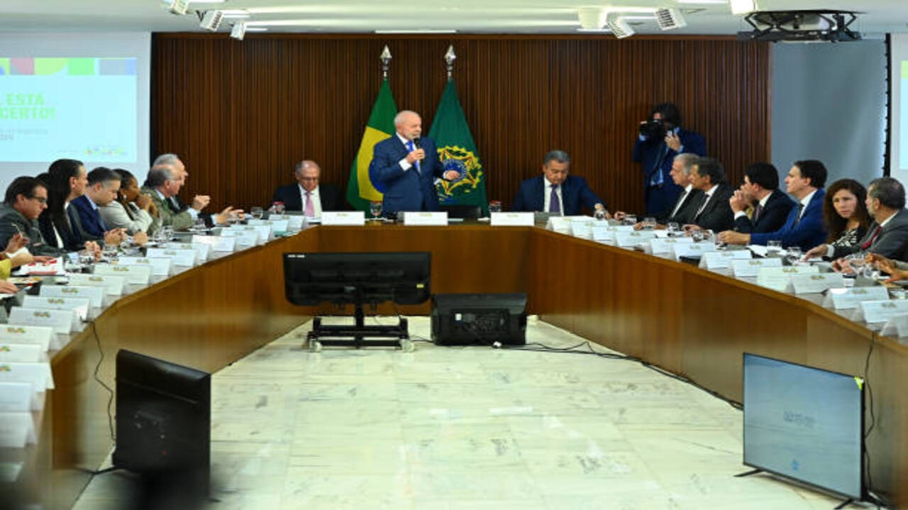 Governo retira urgência da regulamentação da reforma tributária